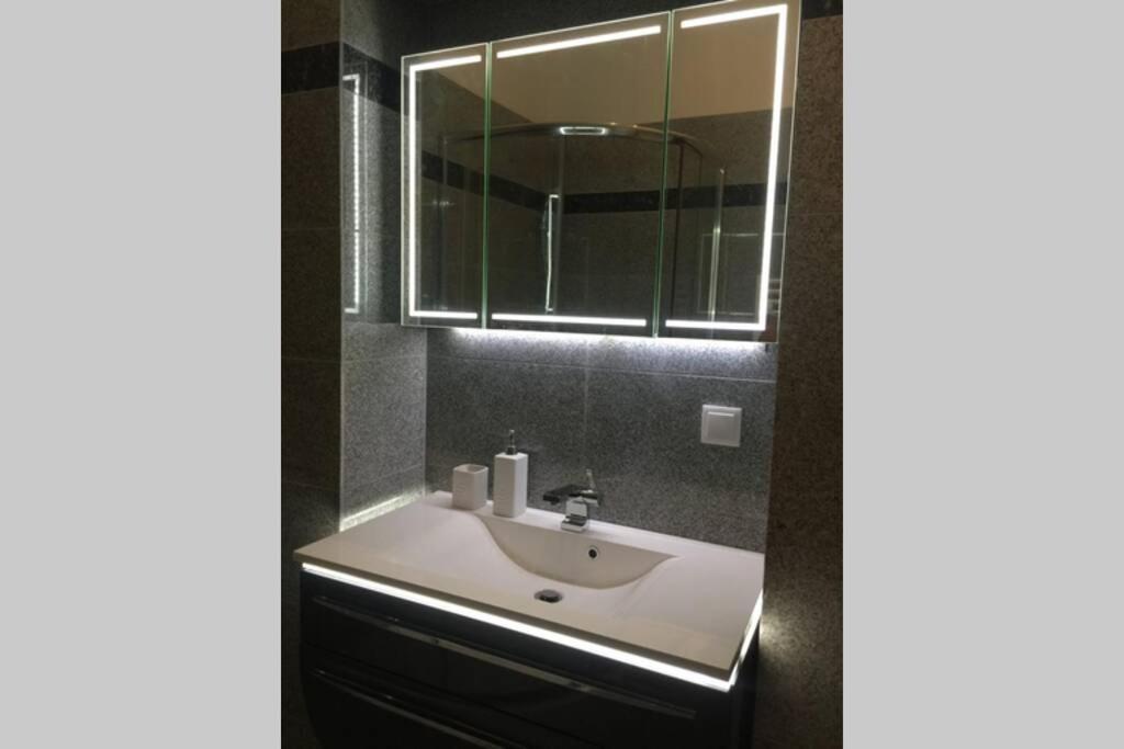 New Cozy Apartment, Top Location, 12 Min To Center 비엔나 외부 사진